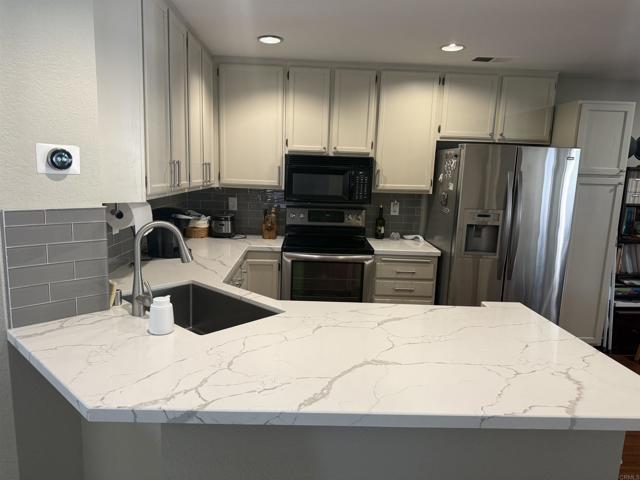 Building Photo - 4337 Nobel Dr