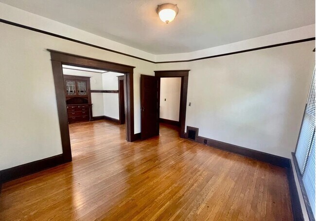 Living Room 2 - Close-in SE Hawthorne Neighborhood Plex