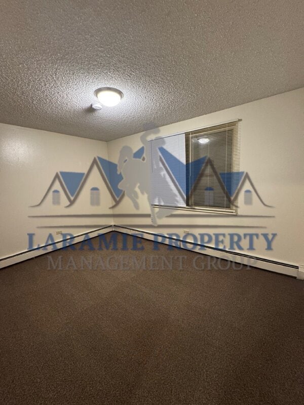 Building Photo - 411 S 26th St