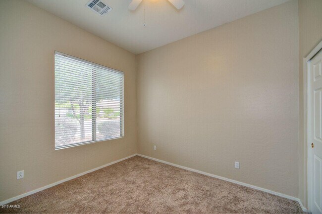 Building Photo - 26237 N 74th Ln
