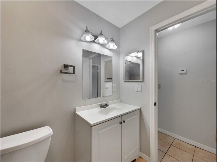 Building Photo - 236 Longhorn Dr