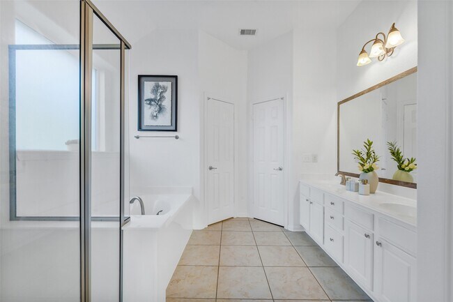 Building Photo - 7014 Spruce View Ct