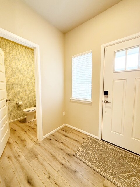 Building Photo - 975 Thrush Ct SE