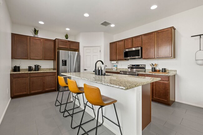 Building Photo - 10020 E CAMELBACK TR