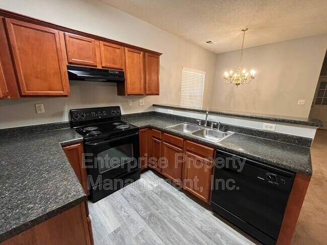 Building Photo - 10178 Sterling Ridge Dr