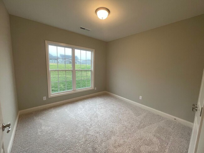 Building Photo - Gorgeous Custom New Build Home!