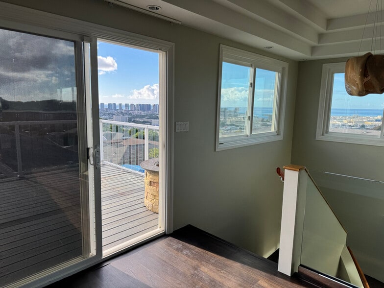 Building Photo - 1011 Alewa Dr