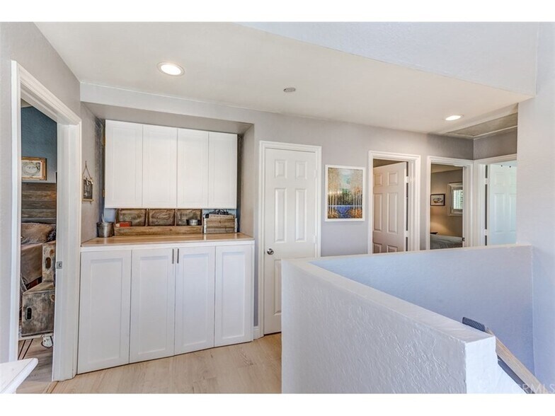 Upstairs hall/laundry - 24561 Harbor View Dr