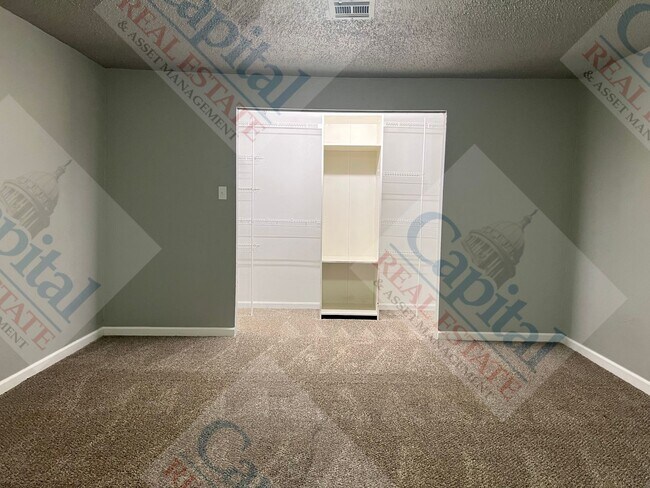 Building Photo - Home Sweet Home