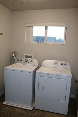 Building Photo - Cute, Cozy, convenient Arcata 3 bedroom townhouse with small fenced yard, laundry