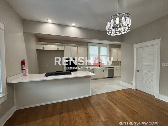 Building Photo - 59 N Willett St