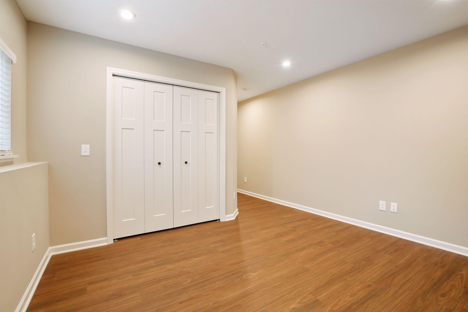 Building Photo - 6532 Joliet Ave S