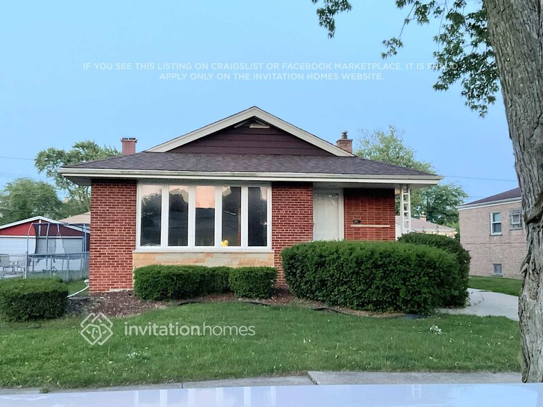 Primary Photo - 10111 S 53rd Ave