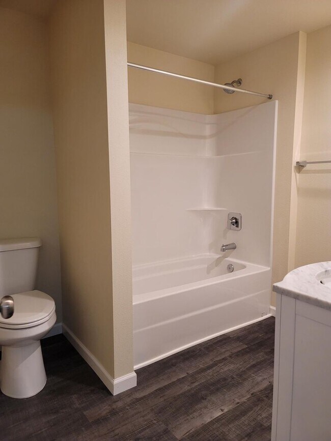 Building Photo - 2 Bedroom Rambler in Suquamish!