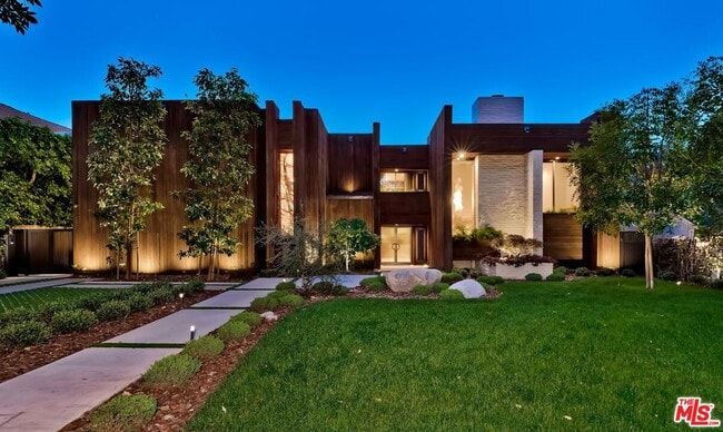 Primary Photo - 604 N Alpine Dr