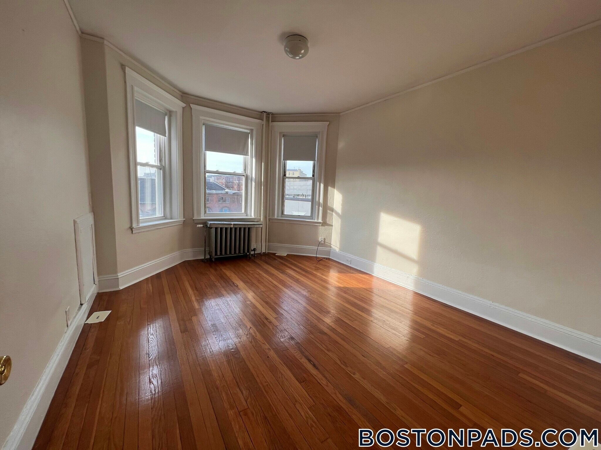 Building Photo - 1167 Boylston St