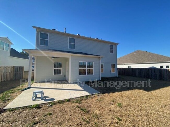 Building Photo - 2052 Park Springs Ln