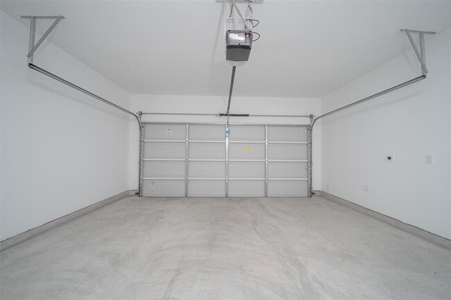 Building Photo - 10113 Porto Rico Rd