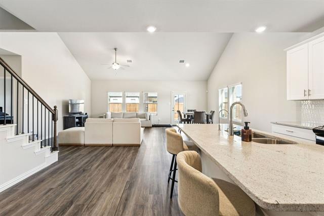 Building Photo - 1008 Edgehurst Dr