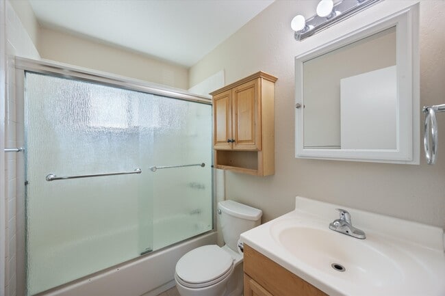 Building Photo - 1135 Agatha Way