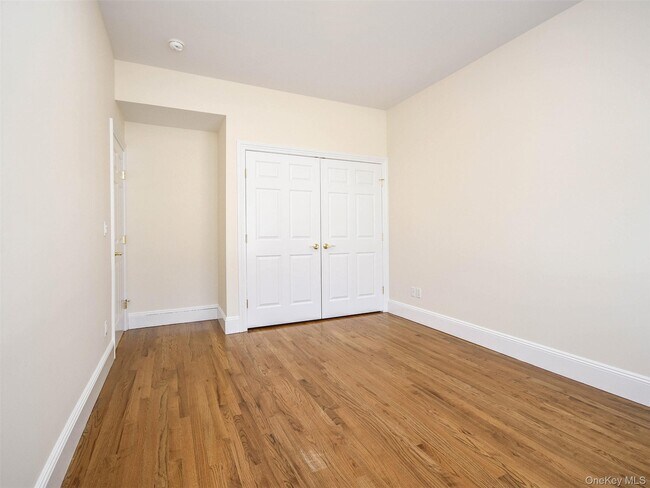 Building Photo - 24B Sintsink Dr W