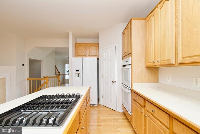 Building Photo - 8393 Jovin Cir