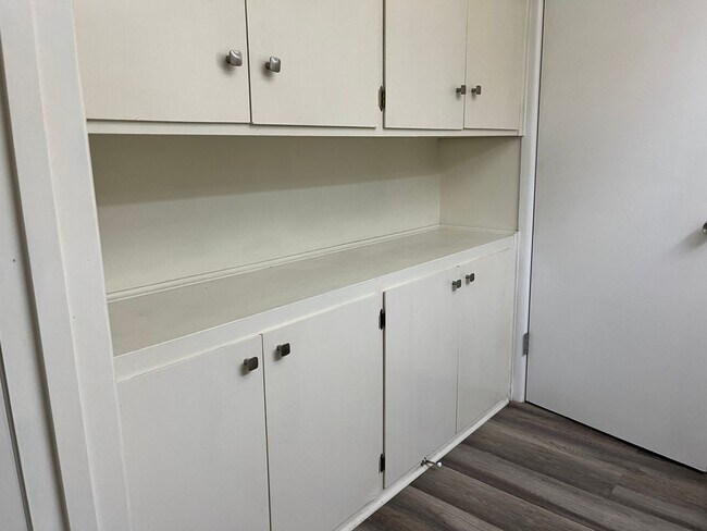Building Photo - 11615 Sandman Dr