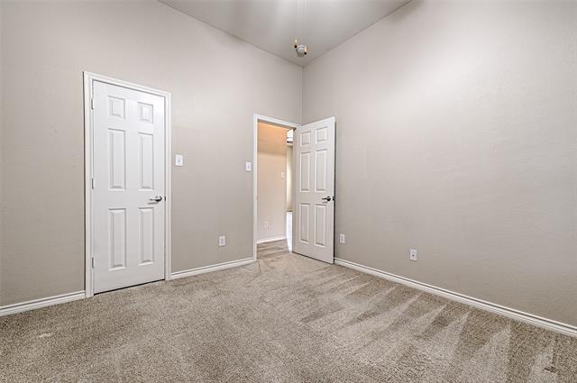 Building Photo - 9378 Park Garden Dr
