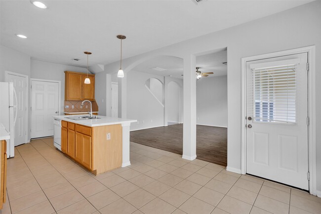 Building Photo - 26 Valewood Pl