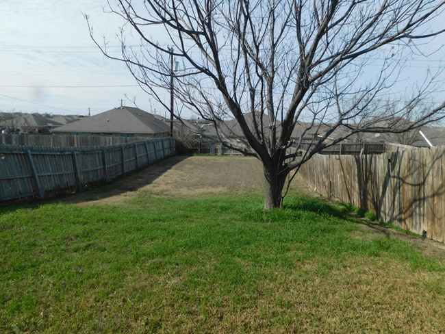 Building Photo - 3707 Dustin Ct