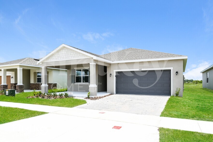 Building Photo - 1622 Isleta Lp