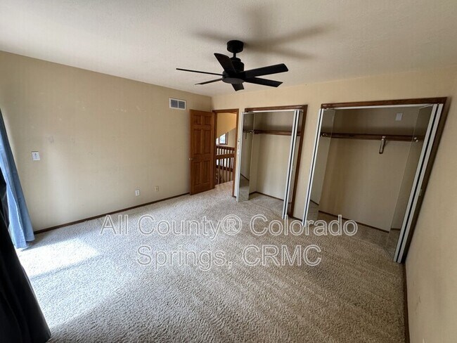 Building Photo - 380 Ponderosa Ln