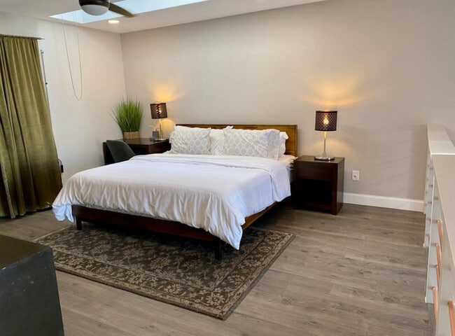 Building Photo - 311 4th St