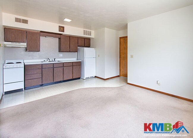 Building Photo - 119 Southview Dr