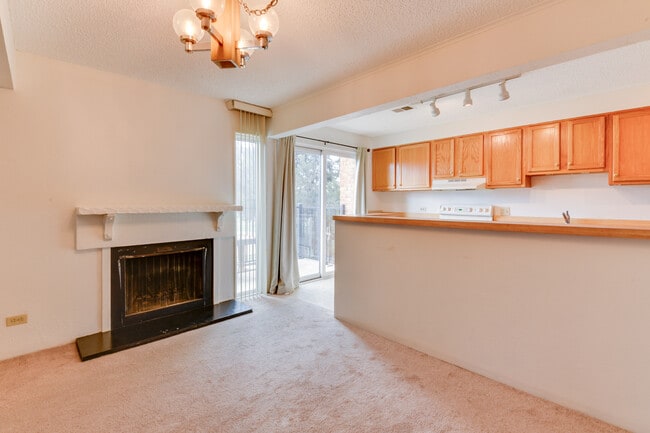 Building Photo - 2899 S Locust St