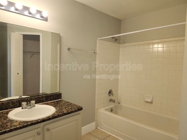 Building Photo - 4720 Walden Cir