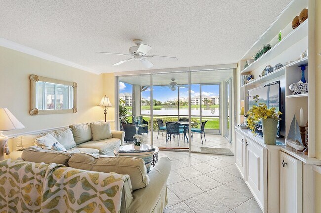 Building Photo - 353 S US Hwy 1