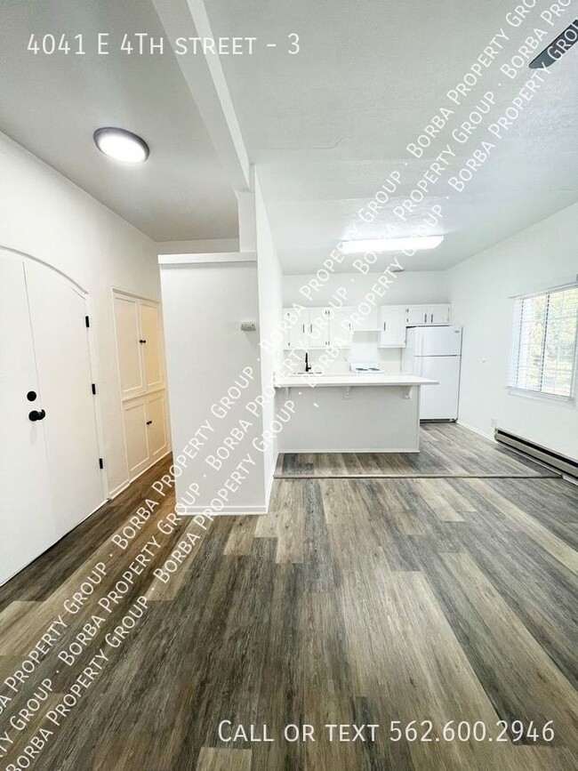 Building Photo - ** CHARMING 1 BED/1 BATH WITH PARKING INCL...