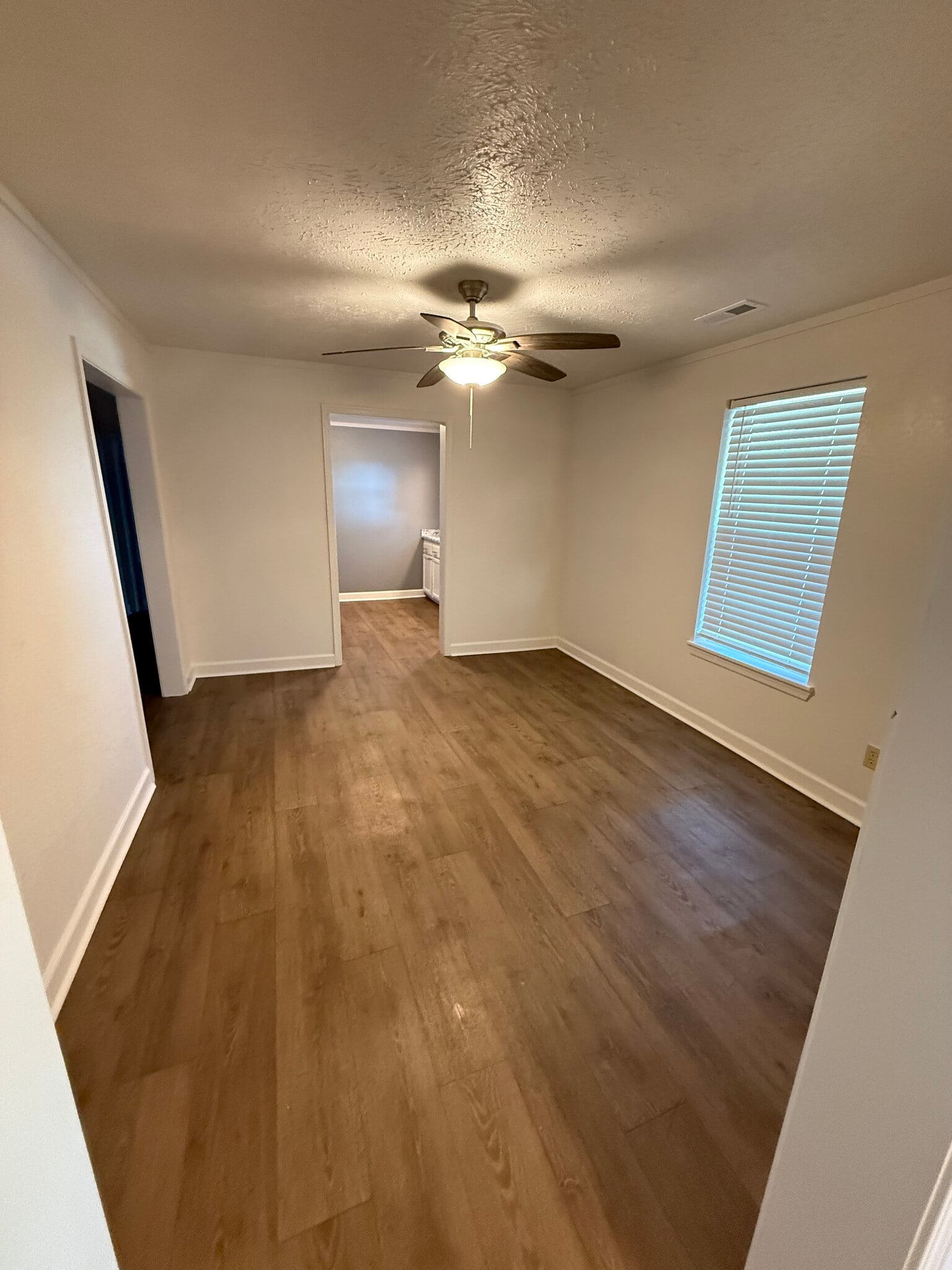 Dining room - 757 Martin Rd