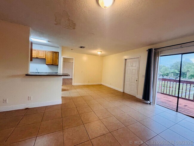 Building Photo - 7 Crossings Cir