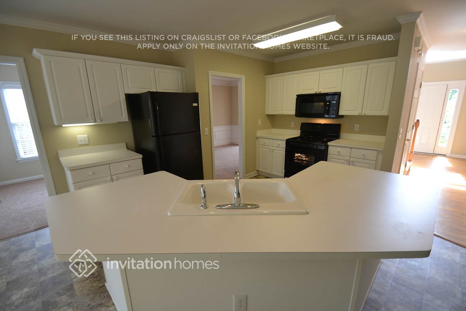 Building Photo - 2752 Wyndcliff Way