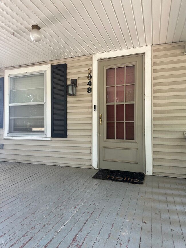 Building Photo - Charming 2-Bedroom, 1-Bathroom Home with Fenced Backyard & Detached Garage!