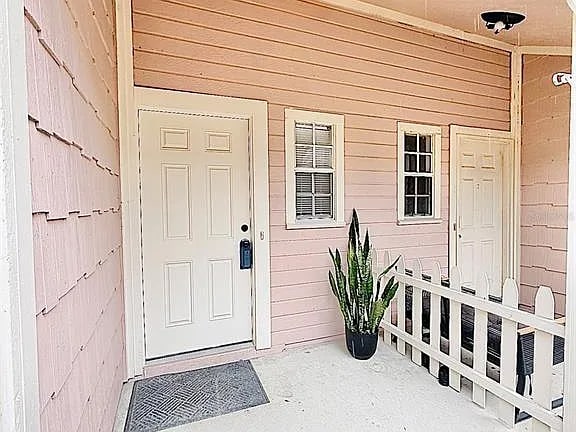 Building Photo - 9473 N Forest Hills Pl