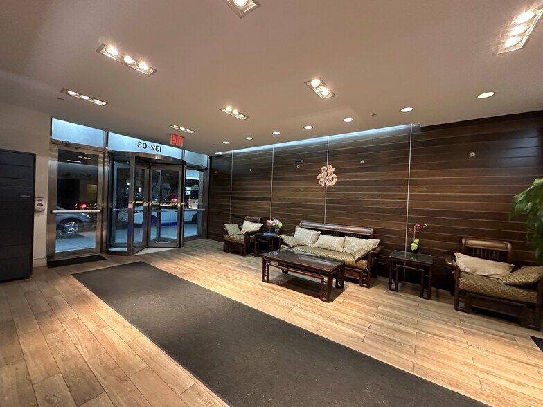 Building Photo - 13203 Sanford Ave