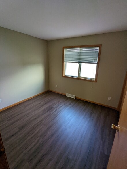 Bedroom 1 - 5212 Black Walnut Dr