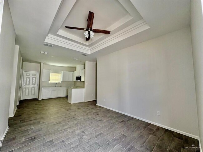 Building Photo - 2809 W Harrison Ave