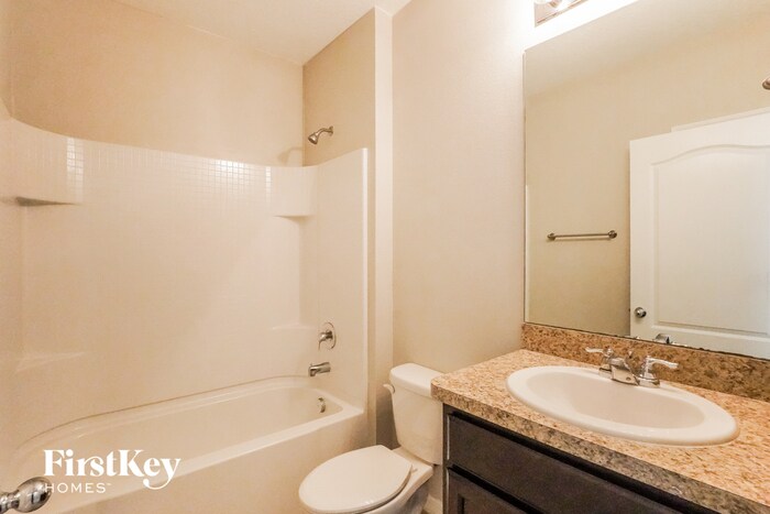 Building Photo - 6142 Grey Heron Dr