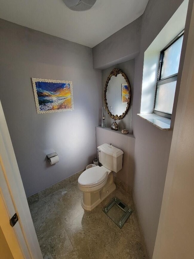 Building Photo - 5290 Europa Dr