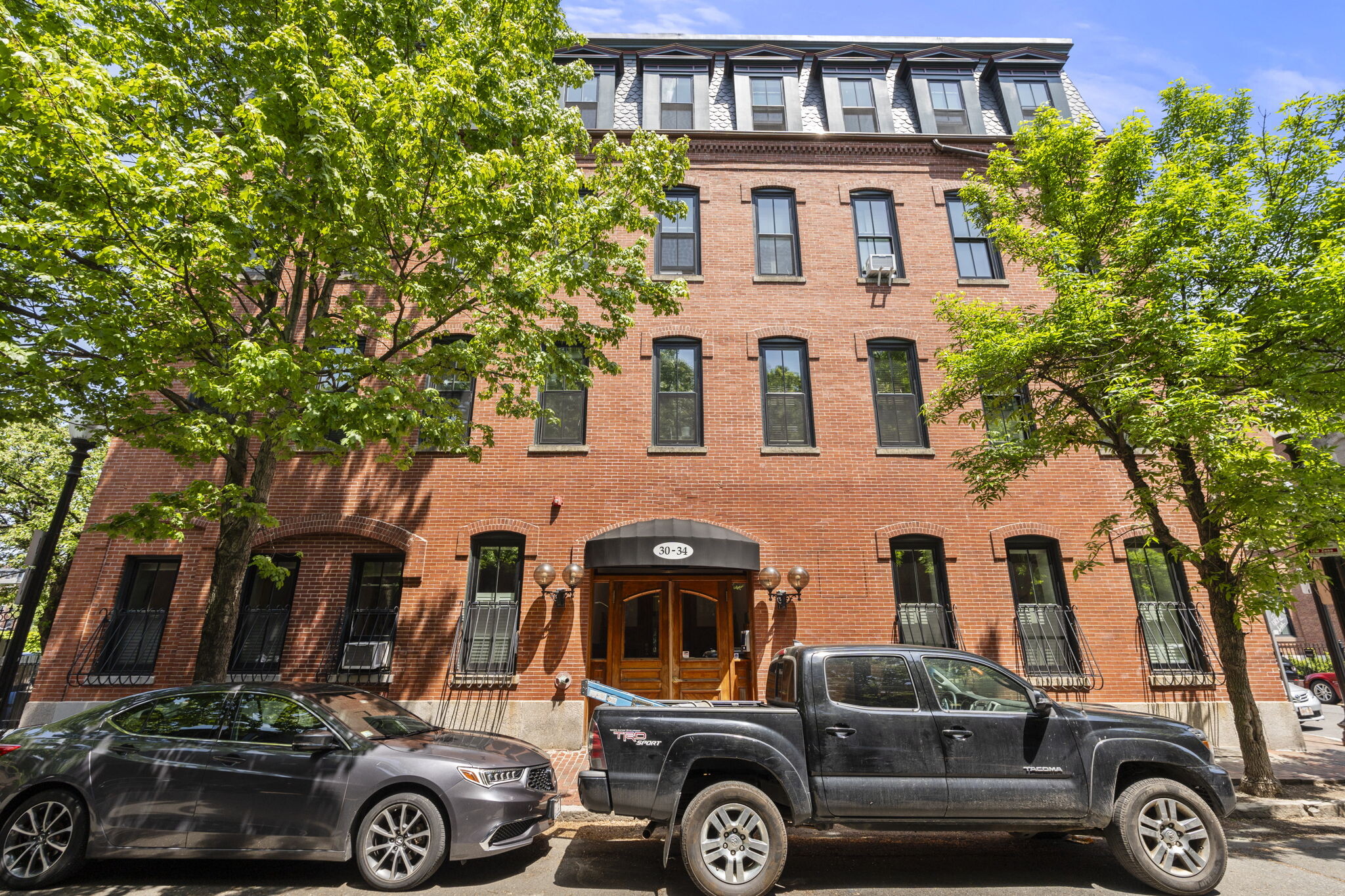 Building Photo - 30-34 E Concord St
