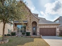 Building Photo - 4514 Periwinkle Dr